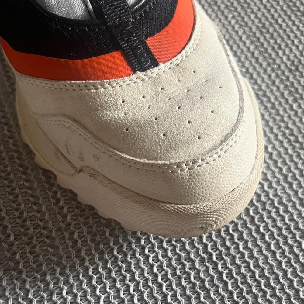 🎉Good Condition SOREL Black and Orange Women's high top sneakers size 8.5 - Picture 5 of 9